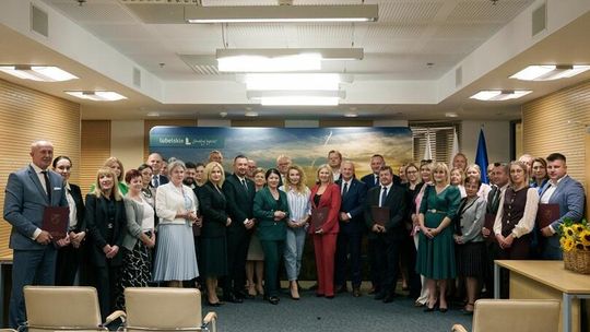 16 gmin z Lubelskiego zmodernizuje 8,5 km dróg rolniczych za 2,2 mln zł