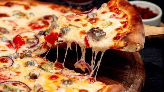 25 zł za mrożoną pizzę Książula. Ile trzeba dopłacić do pizzy z pizzerii w Lublinie?
