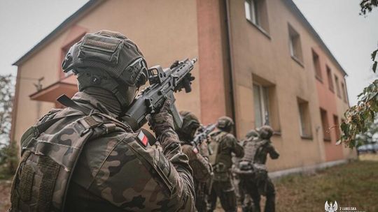 Bezwola stawia na rozwój – żołnierze 23 batalionu szkolą się na instruktorów