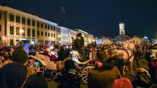 Białystok: Jarmark, Mikołaj i dwie karuzele