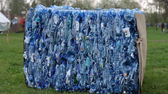 Biznes modowy walczy z plastikowymi odpadami. Do 2025 roku LPP wyeliminuje plastikowe opakowania niepodlegające recyklingowi lub kompostowaniu