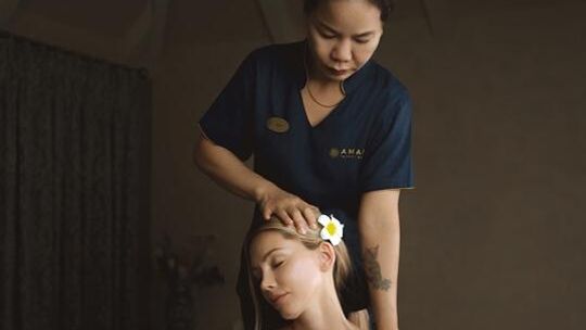 Bony na masaż Amari podbijają święta. Prezent, który daje prawdziwy relaks