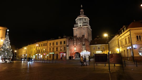 Brama Krakowska rozbłyśnie na życzenie