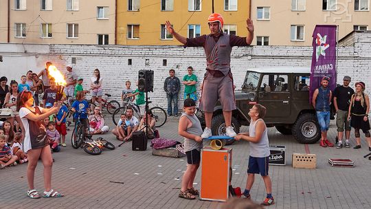 Carnaval Sztukmistrzów rozpoczął się na lubelskich podwórkach