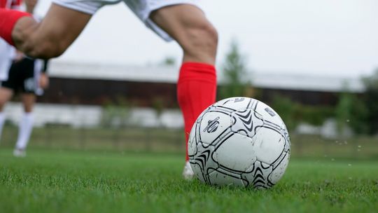 Co to jest „gra pasywna” i dlaczego nie istnieje w piłce nożnej?