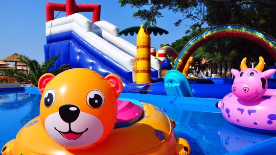 Dmuchane place zabaw – klucz do rozwoju Twojej firmy