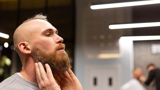 Jak pielęgnować brodę: Kompleksowy przewodnik dla początkujących brodaczy