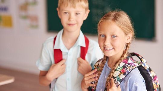 Jak przygotować dziecko do szkoły bez stresu? Psycholog radzi, co zrobić w ostatnie dni wakacji