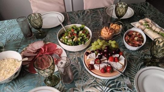 Kolacja z przyjaciółmi - menu bez wysiłku