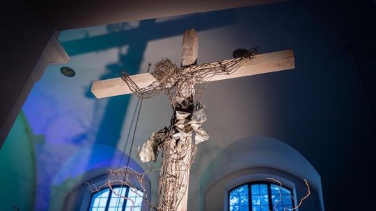 KUL zaprasza na Drogę Krzyżową Światła i Słowa