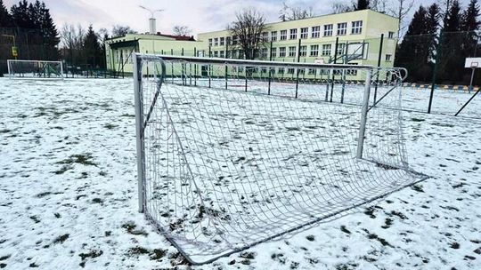 Lublin: Boiska na nowo w szkołach i dzielnicach