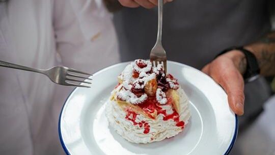 Mikołajkowe bezy w Biboszu - lekkość, która rozpieszcza zimowe wieczory