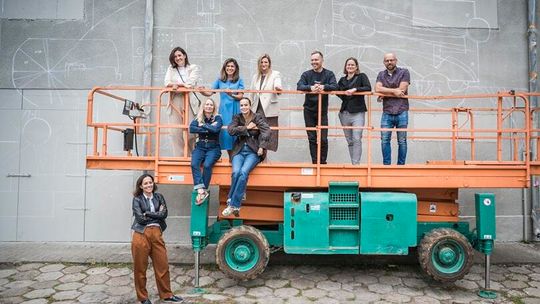 Od fabryki tytoniu do centrum kreatywności – Lublin maluje swoją przyszłość sztuką!