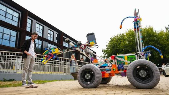 Studenci stworzyli łazik, który wjedzie nawet na gruzy meteorytu! Orion V z Politechniki Lubelskiej.