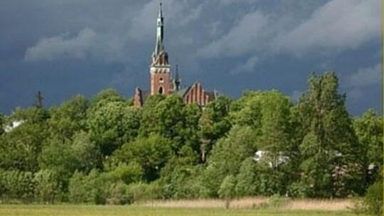 Sanktuaria i miejsca pielgrzymkowe w Lubelskiem. 7 wyjątkowych miejsc, które warto odwiedzić
