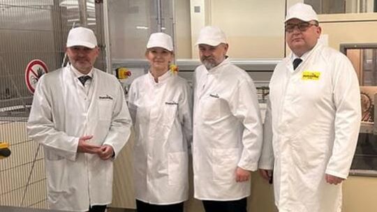 Słodycze i… racje wojskowe? Nowy pomysł dla fabryki „Pszczółka” w Lublinie