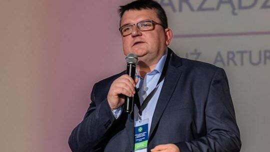 Sztuczna inteligencja nie zastąpi logistyka. Zastąpi go człowiek, który potrafi z niej korzystać