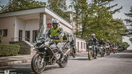 W hołdzie poległym na misjach - wyruszył 6. Motocyklowy Rajd Weterana