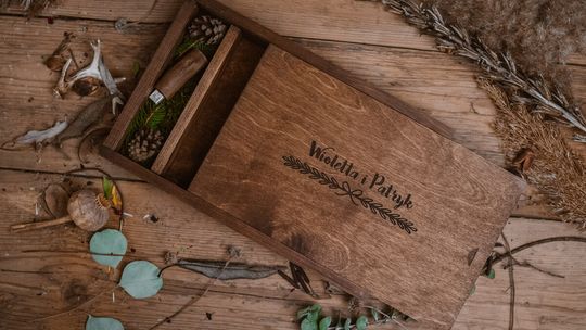 Wyjątkowe pudełka drewniane na zdjęcia