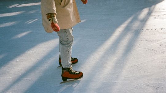 Wynajem lodowisk – o czym bezwzględnie należy pamiętać 