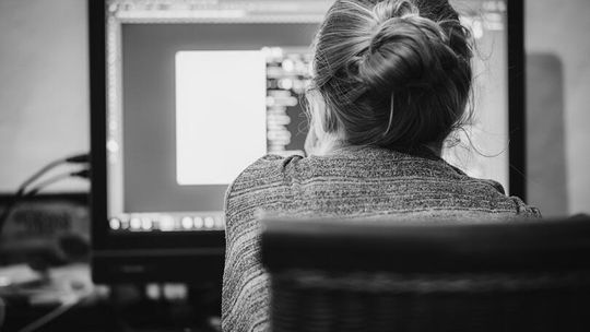 Wypalenie zawodowe – ukryta epidemia stresu. Ekspert KUL radzi, jak się bronić