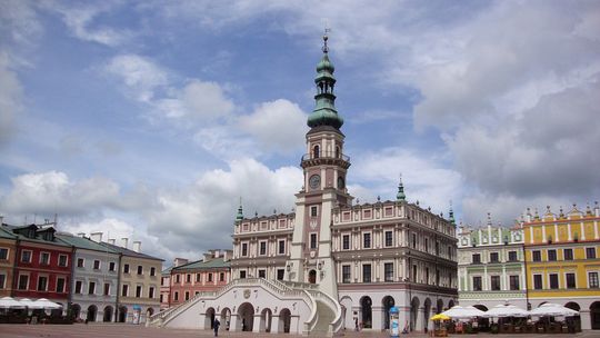 Zamość: Wernisaż obrazów Marzeny Miśkiewicz MER