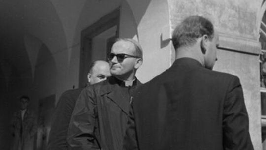 Karol Wojtyła na KUL-u, jakiego nie znacie! Zielone spodnie, spóźnienia i poczucie humoru.