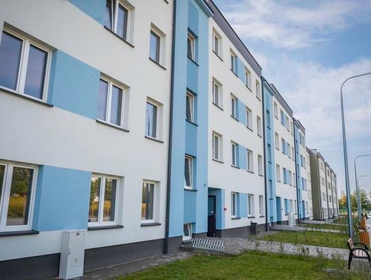 121 nowych mieszkań na Felinie. Pierwsi lokatorzy dostają klucze