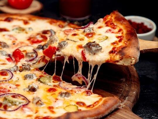 25 zł za mrożoną pizzę Książula. Ile trzeba dopłacić do pizzy z pizzerii w Lublinie?