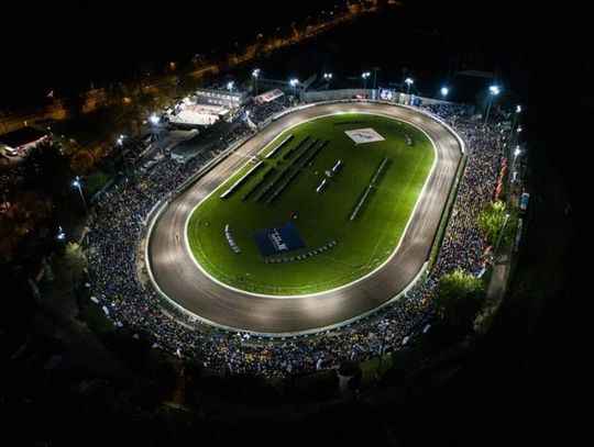 Kibice żużla napisali do Krzysztofa Żuka. Pytają o opóźnienia przebudowy stadionu