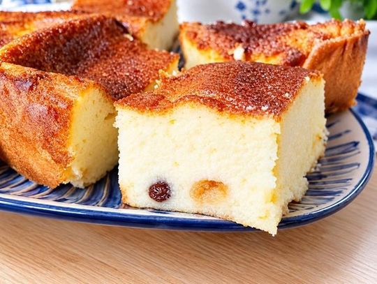 Miał być sernik, ale zabrakło sera. Zrobiłam ciasto ze śmietany i wyszło przepyszne!