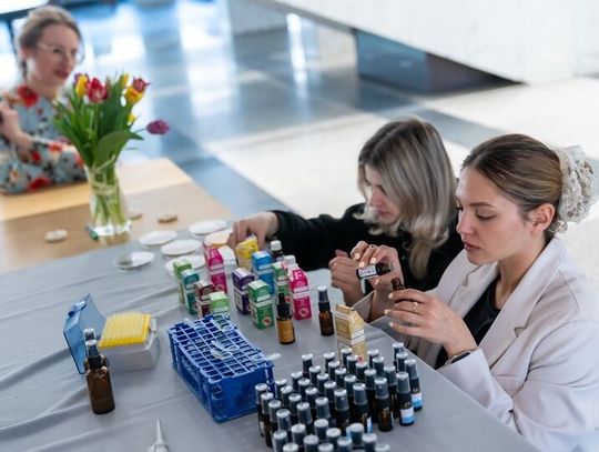 Pachnie jak kuchnia, działa na bakterie. Studenci KUL pracują nad niezwykłym preparatem