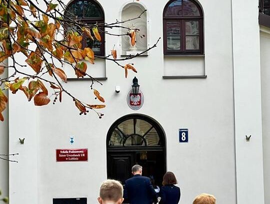 Pierwszy dzwonek w Lublinie. 54 tys. uczniów rozpoczęło nowy rok szkolny