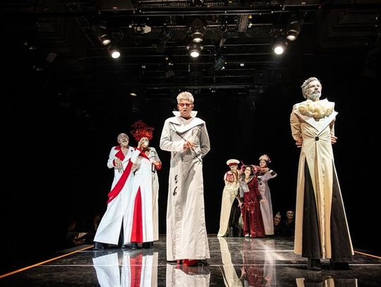 Szalona „O!PERETKA” Teatru Witkacego przejmuje Lublin. Moda, bunt i wolność na scenie Osterwy