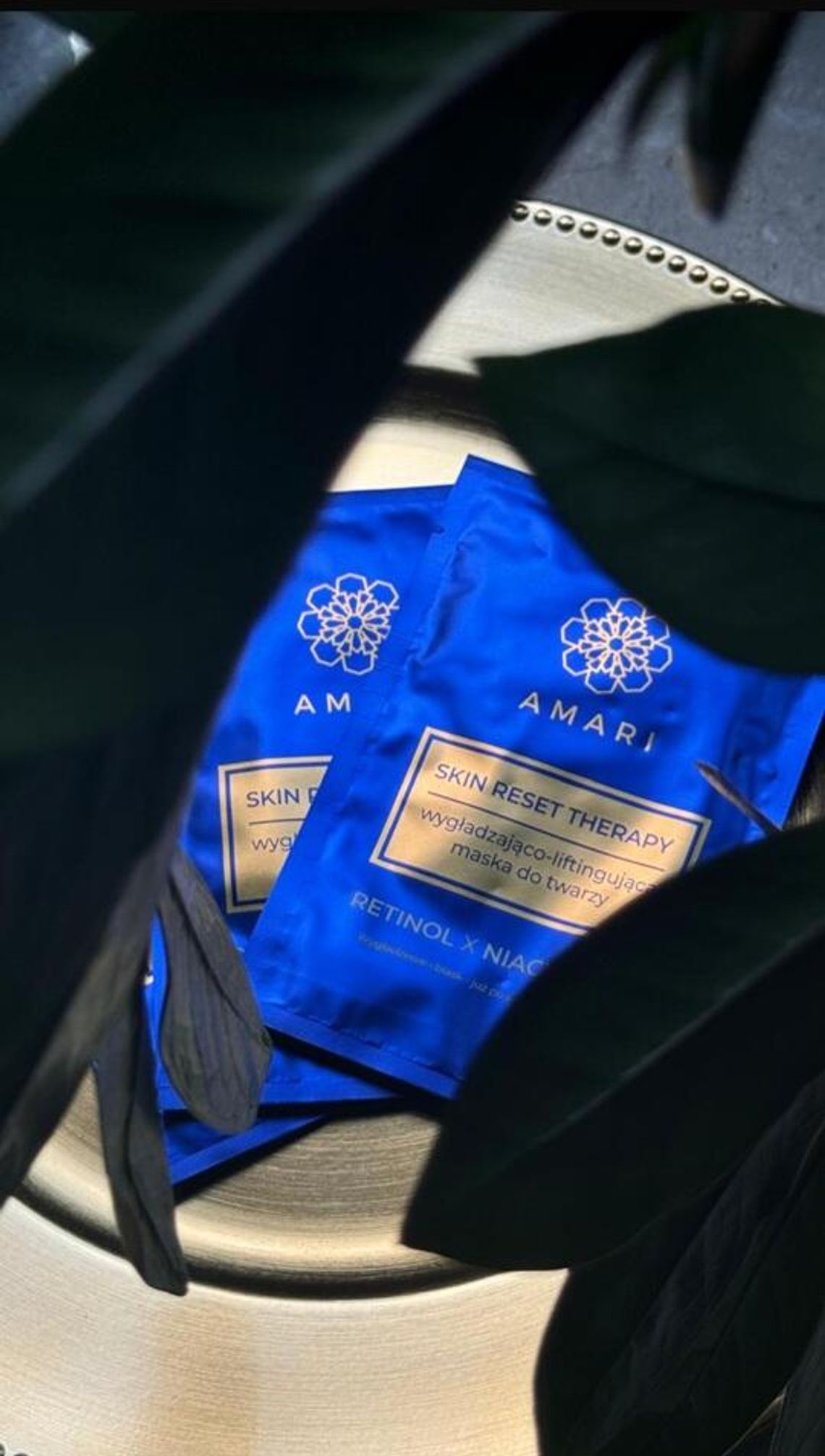 AMARI : AMPROTECT / PM:PERFECT – Efektywna Pielęgnacja Skóry dla Nowoczesnych Kobiet i Mężczyzn