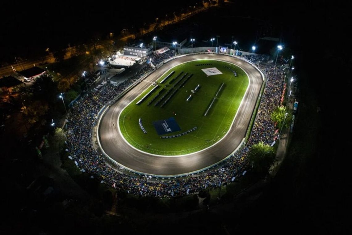 Kibice żużla napisali do Krzysztofa Żuka. Pytają o opóźnienia przebudowy stadionu