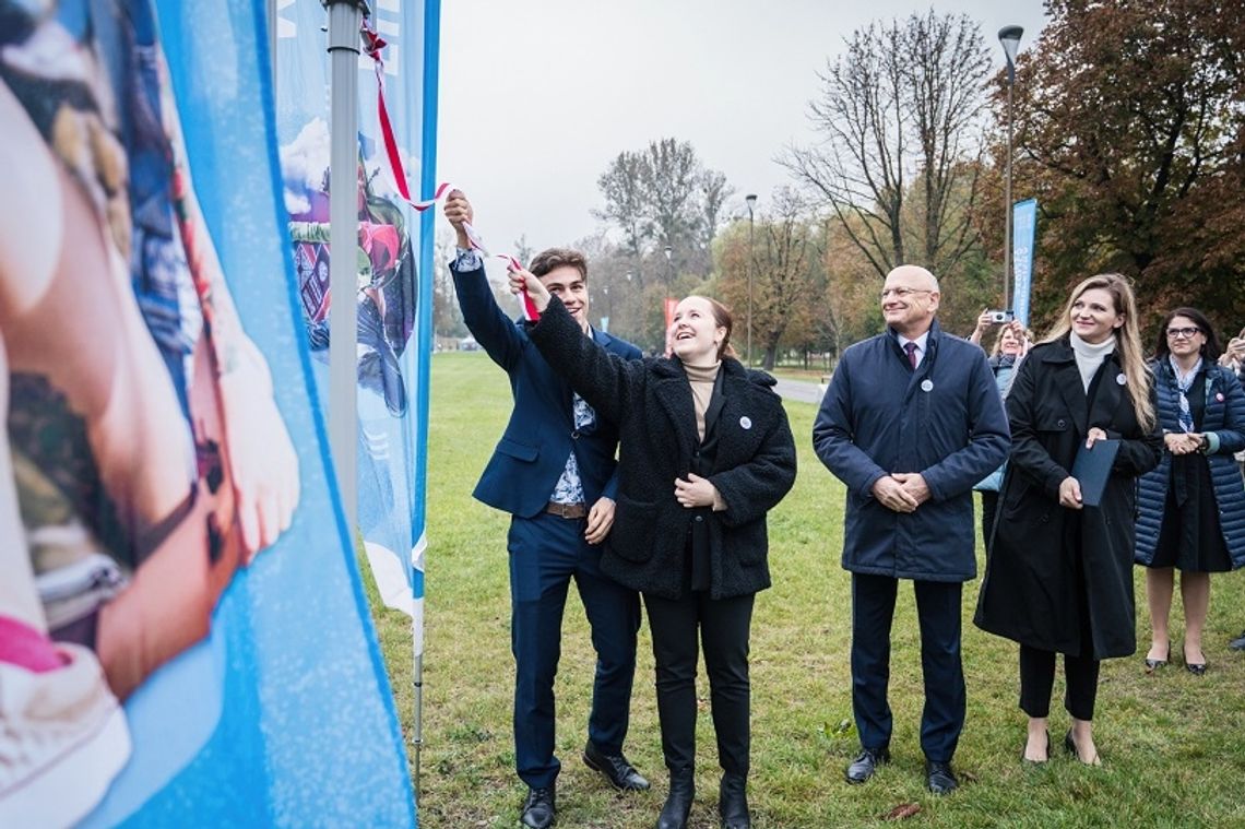 Lublin : Park Ludowy z aleją „młodych” i kapsułą czasu