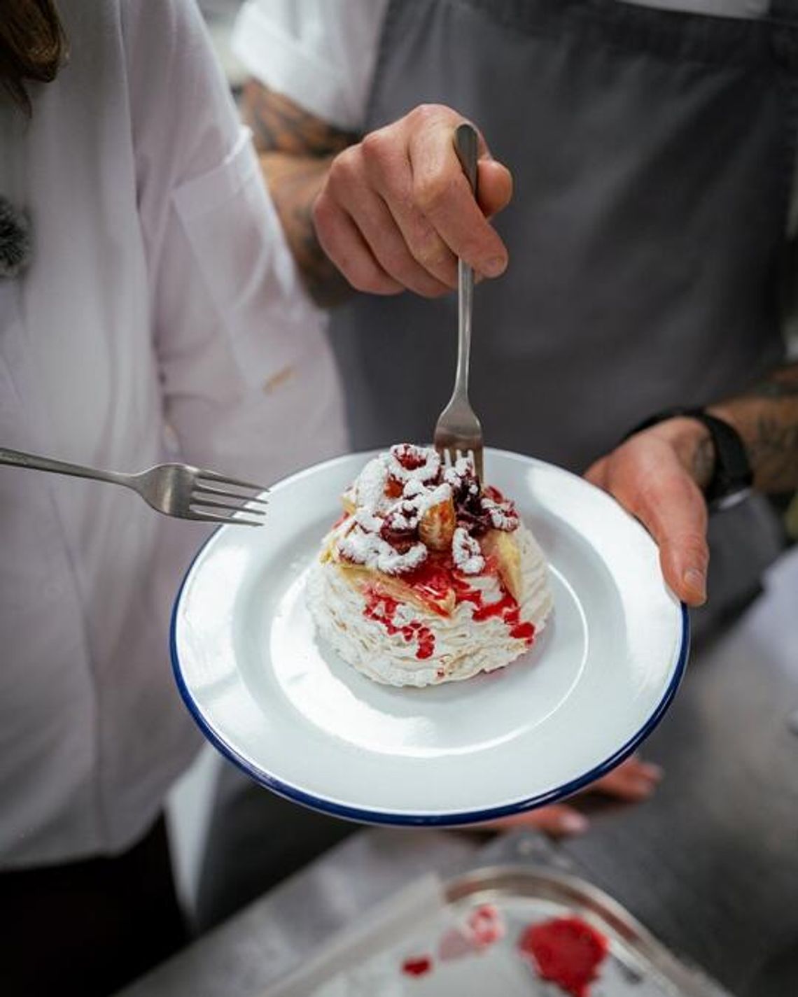 Mikołajkowe bezy w Biboszu - lekkość, która rozpieszcza zimowe wieczory