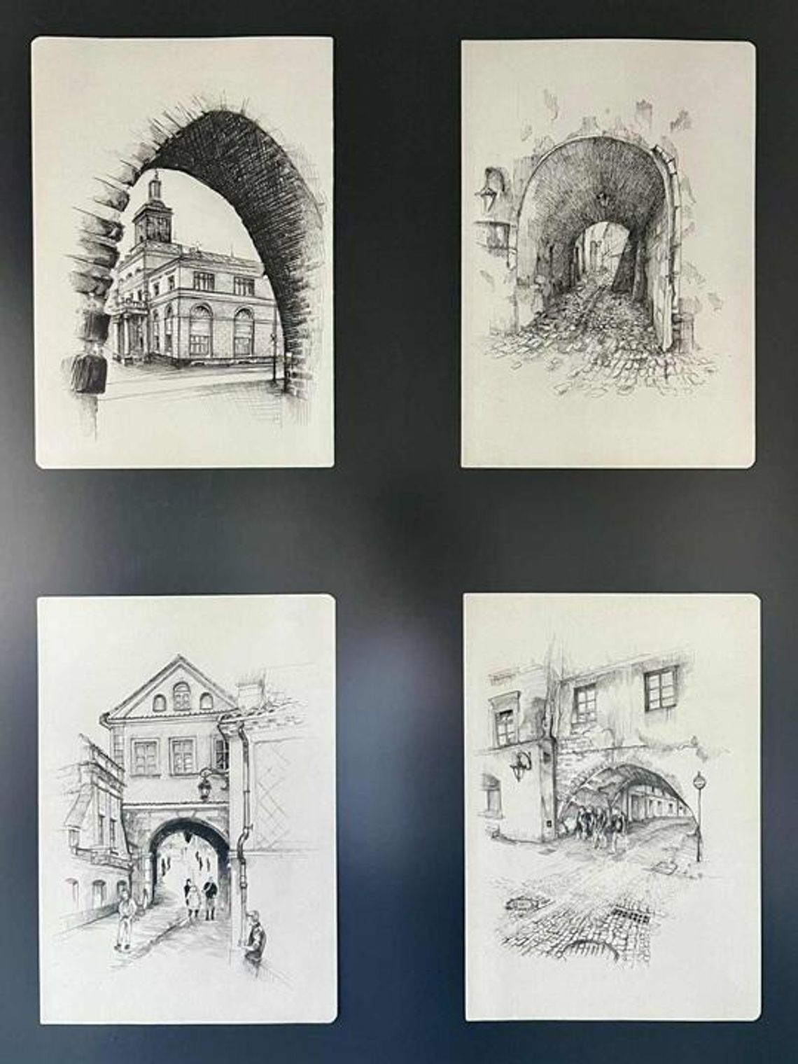 Młody mistrz rysunku i fotografie Lublina sprzed lat – dwie niezwykłe wystawy w Galerii Ratusz