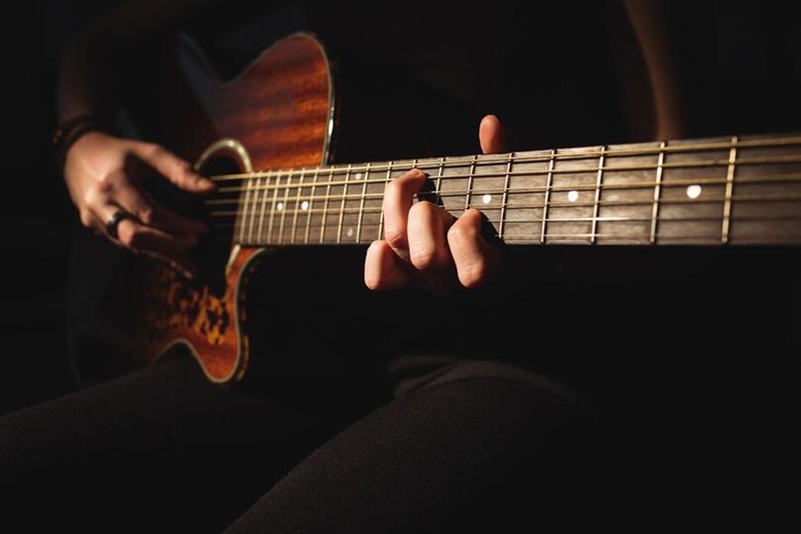 "Muzyka bez granic z Łukaszem Jemiołą” – darmowe spotkanie w KOSMOSIE! "Muzyka bez granic z Łukaszem Jemiołą” – darmowe spotkanie w KOSMOSIE!