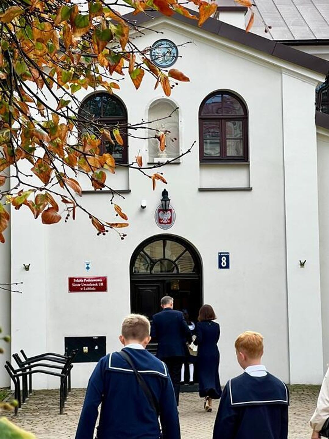 Pierwszy dzwonek w Lublinie. 54 tys. uczniów rozpoczęło nowy rok szkolny Pierwszy dzwonek w Lublinie. 54 tys. uczniów rozpoczęło nowy rok szkolny