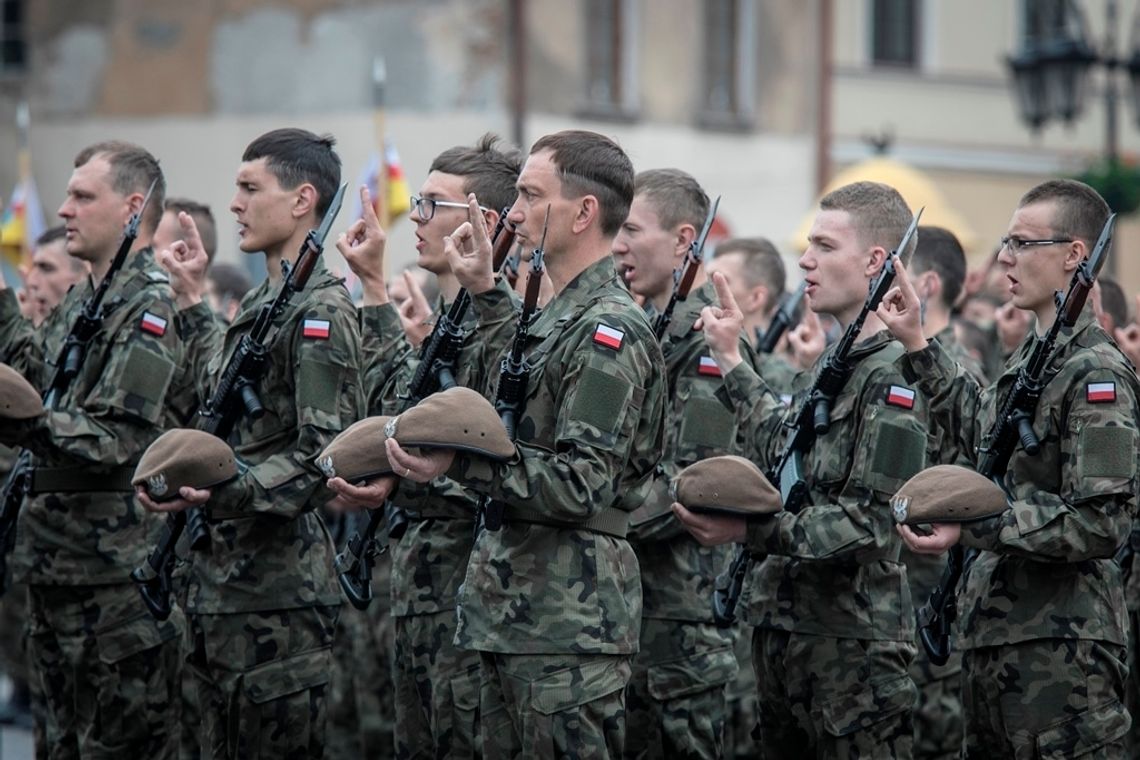 Przysięga i promocja Terytorialsów w Puławach