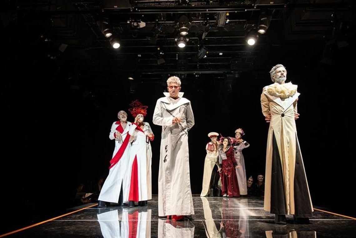 Szalona „O!PERETKA” Teatru Witkacego przejmuje Lublin. Moda, bunt i wolność na scenie Osterwy Szalona „O!PERETKA” Teatru Witkacego przejmuje Lublin. Moda, bunt i wolność na scenie Osterwy