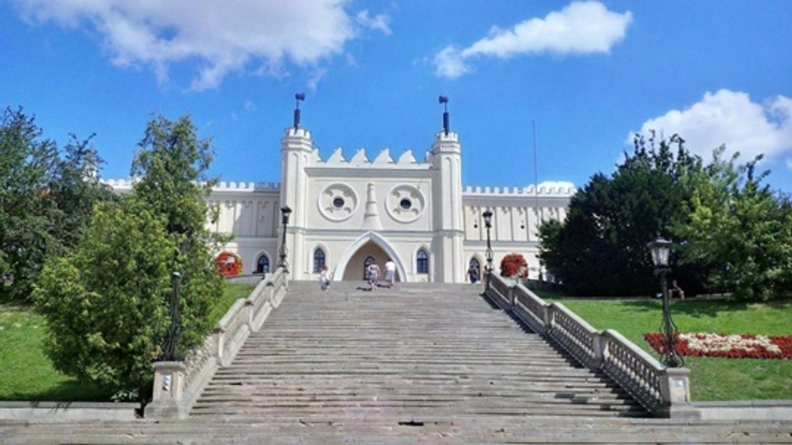 Turyści coraz chętniej odwiedzają Lublin. Rok 2023 był rekordowy.