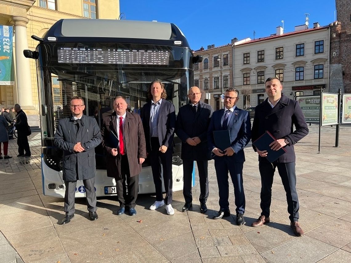 W Lublinie ruszają testy autobusu wodorowego