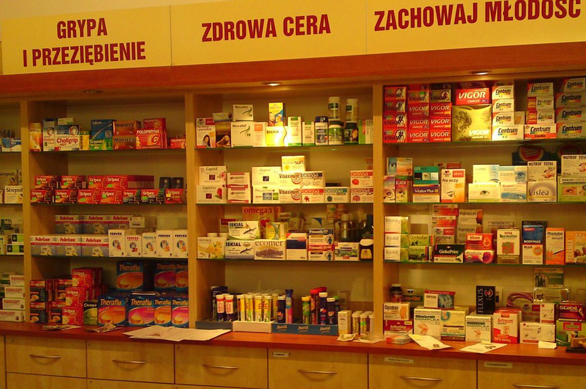 W polskich aptekach brakuje ponad 300 leków. Od 2019 roku utrudniony dostęp do kilkuset kolejnych