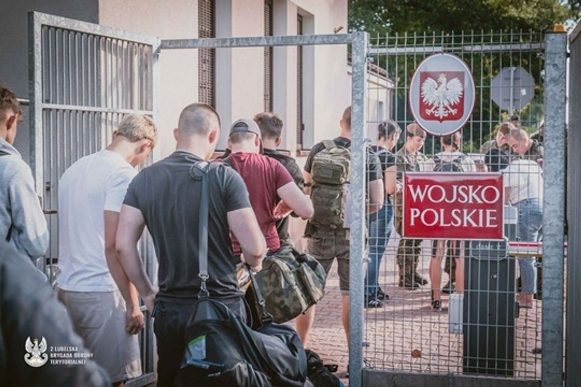 „Wakacje z WOT” - 130 ochotników z Lubelszczyzny rozpoczęło szkolenie.